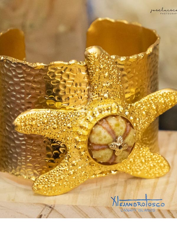 Brazalete estrella dorado erizo esp